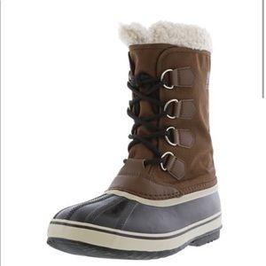 Men’s Sorel Snow Boots 9M. NWT